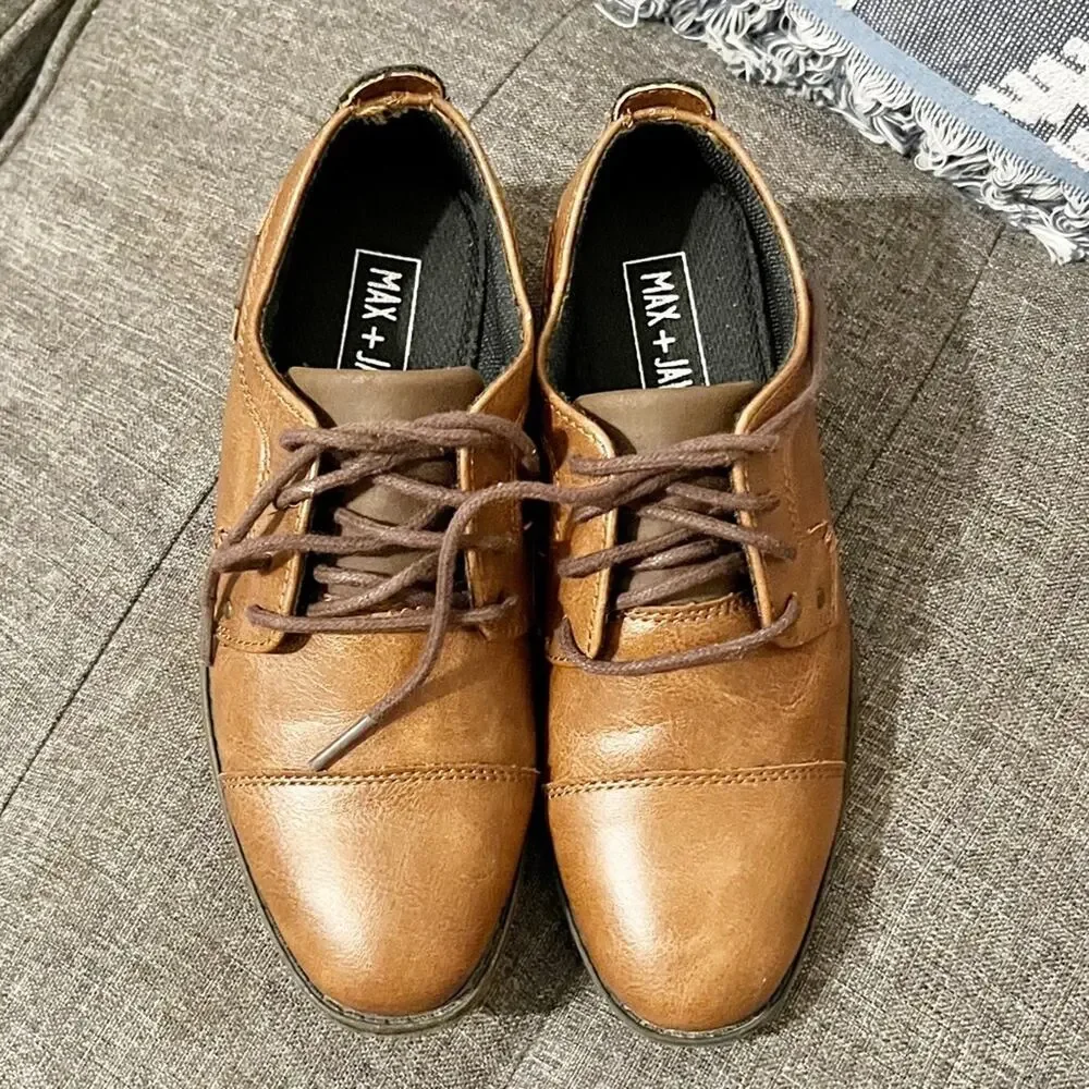 MAX + JAKE Boy’s Buckley Oxford Dress Shoes, 1 Medium (Age 7)